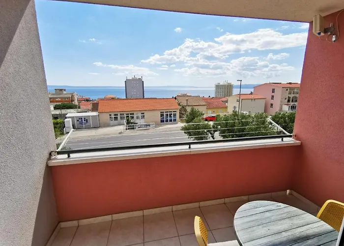 Lara * Makarska