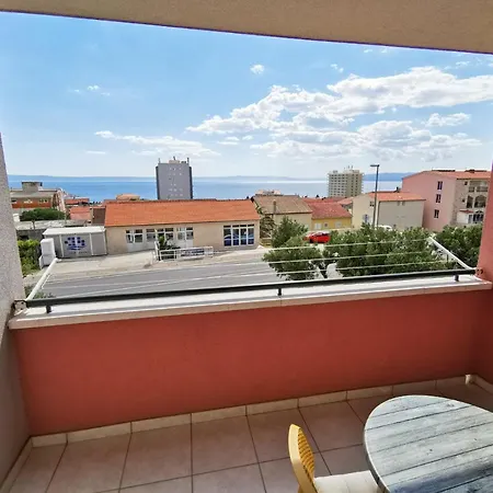 Lara * Makarska